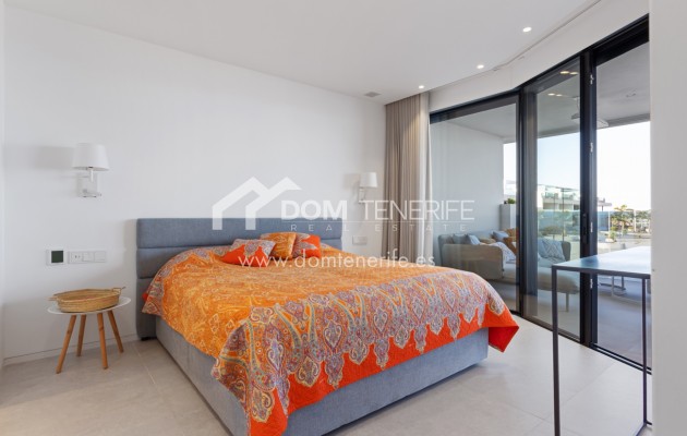 Revente - Plat -
Arona - Palm Mar