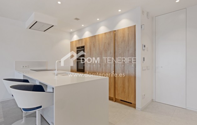 Revente - Plat -
Arona - Palm Mar