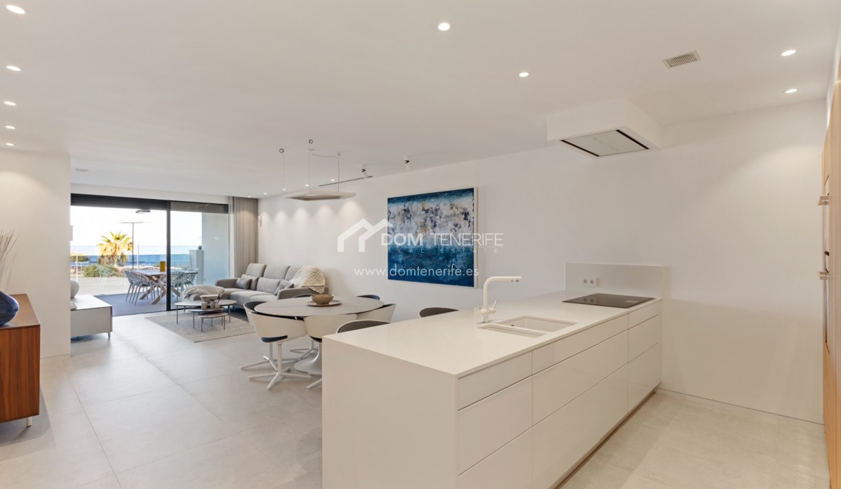 Revente - Plat -
Arona - Palm Mar