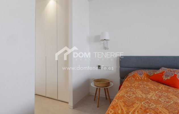 Revente - Plat -
Arona - Palm Mar