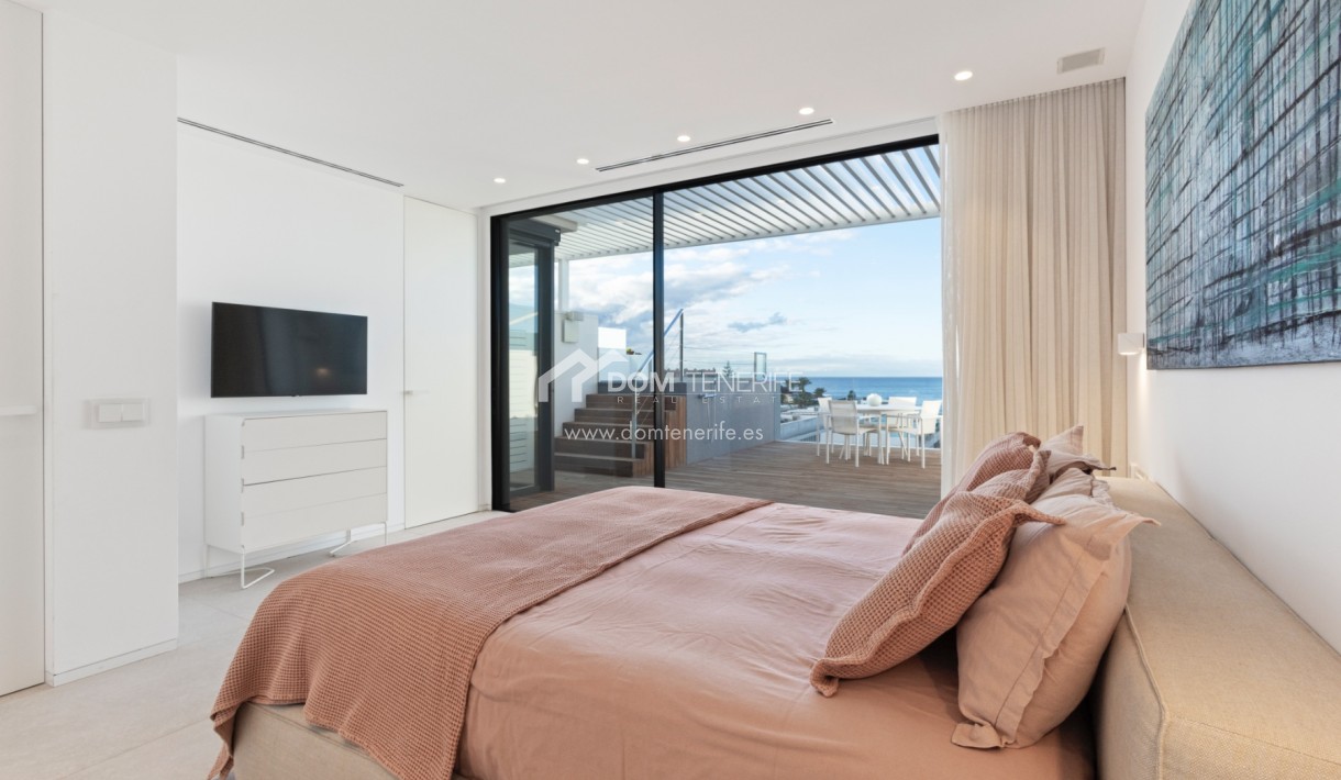 Revente - Plat -
Arona - Palm Mar