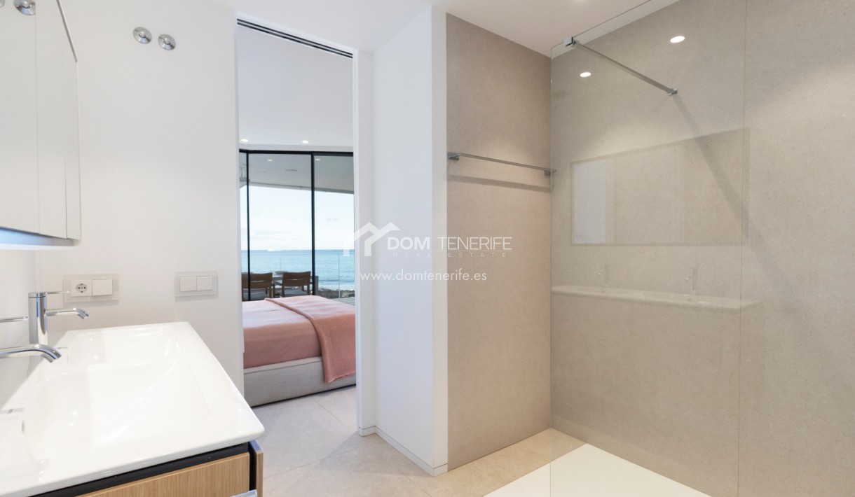 Revente - Plat -
Arona - Palm Mar