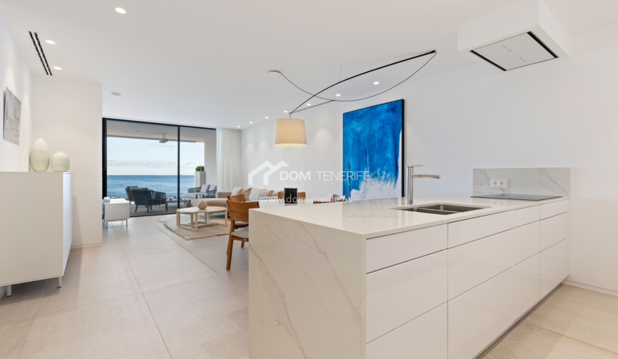 Revente - Plat -
Arona - Palm Mar