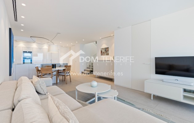 Revente - Plat -
Arona - Palm Mar