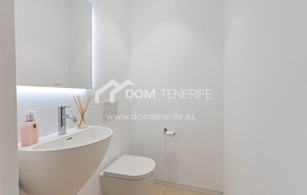 Revente - Plat -
Arona - Palm Mar