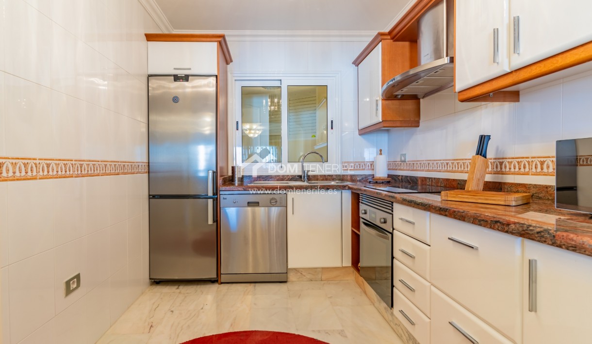 Wiederverkauf - Wohnung -
Santiago del Teide - Los Gigantes