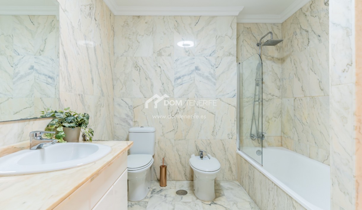 Alquiler a largo plazo - Apartamento -
Santiago del Teide - Los Gigantes