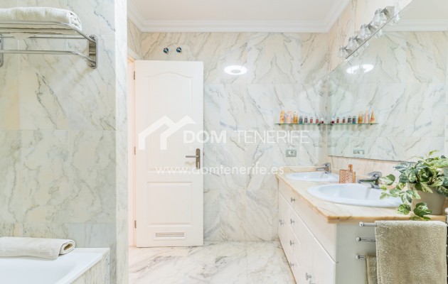 Alquiler a largo plazo - Apartamento -
Santiago del Teide - Los Gigantes