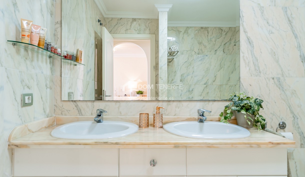 Alquiler a largo plazo - Apartamento -
Santiago del Teide - Los Gigantes