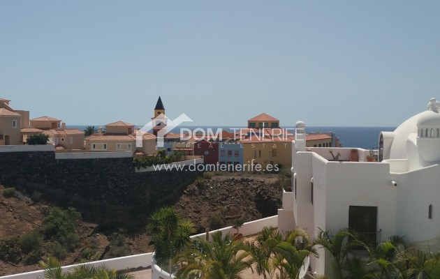 Wiederverkauf - Stadthaus -
Adeje - Playa Paraiso