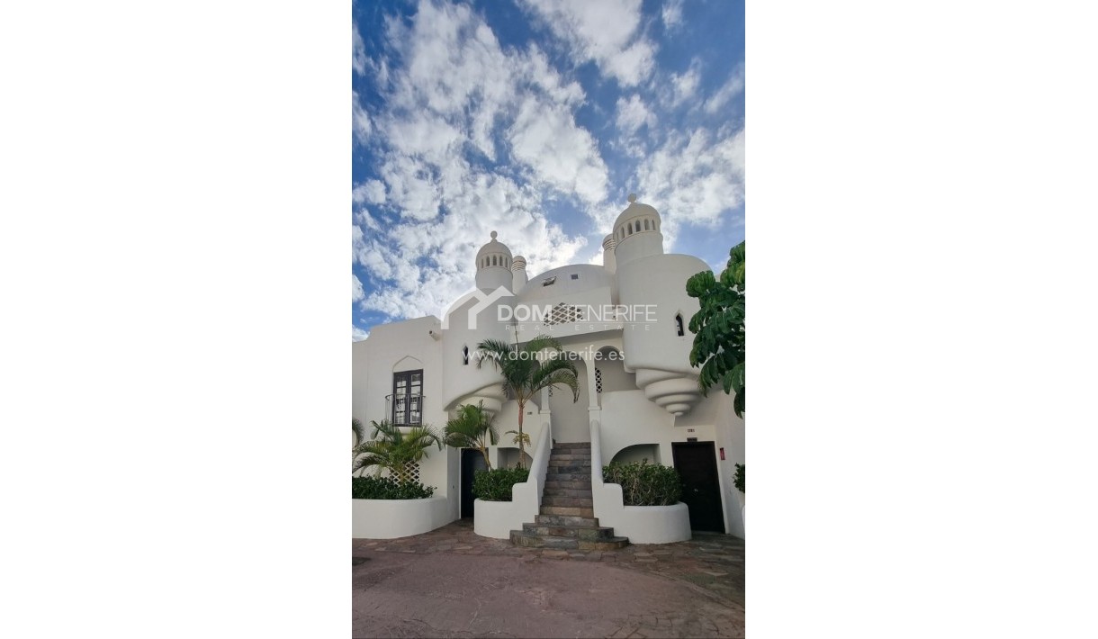 Wiederverkauf - Stadthaus -
Adeje - Playa Paraiso