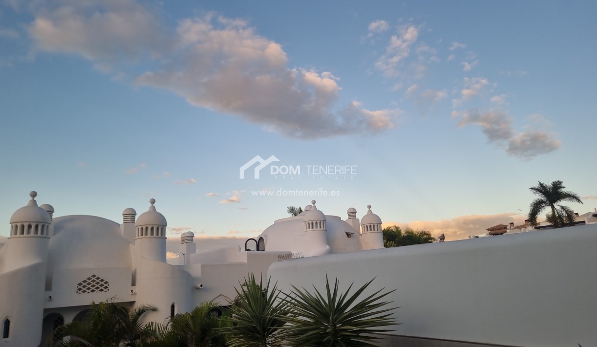 Wiederverkauf - Stadthaus -
Adeje - Playa Paraiso