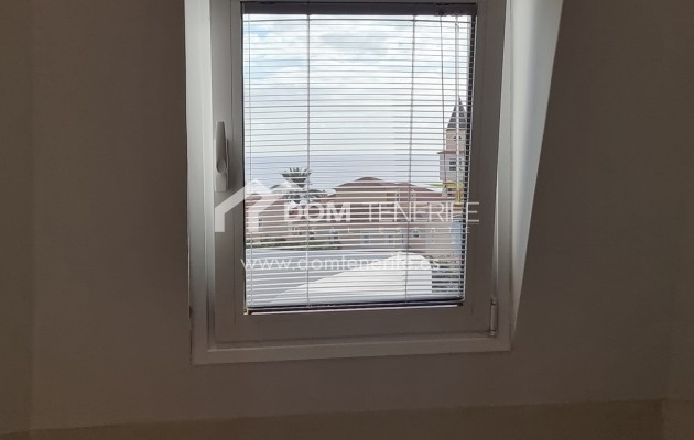 Wiederverkauf - Stadthaus -
Adeje - Playa Paraiso