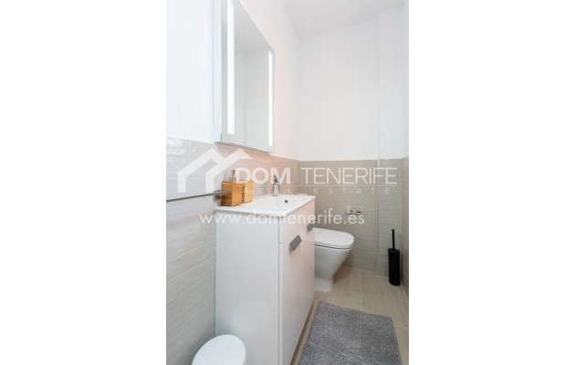 Продажа - Таунхаус -
Адехе - Эль Мадроняль