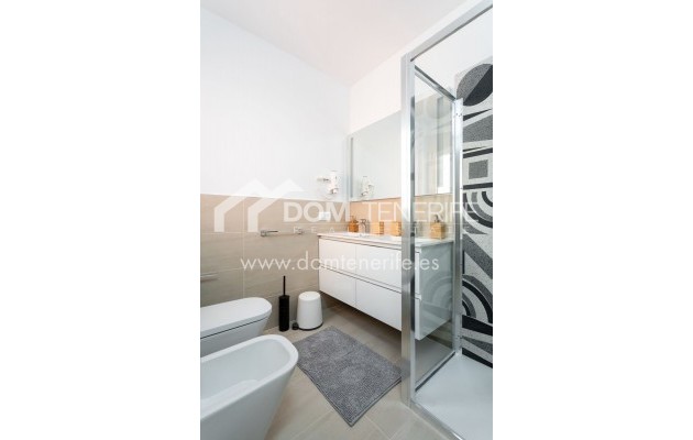 Продажа - Таунхаус -
Адехе - Эль Мадроняль