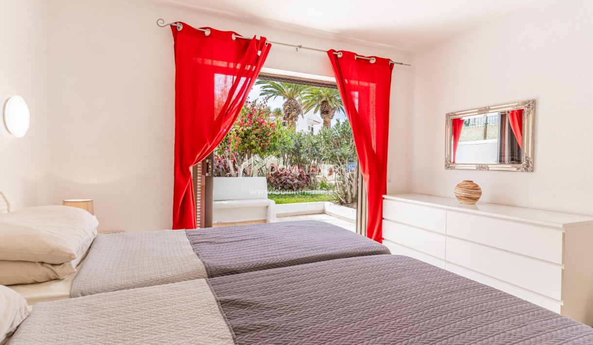 Venta - Chalet pareado -
Adeje - San Eugenio Bajo