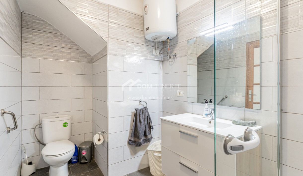 Venta - Chalet pareado -
Adeje - San Eugenio Bajo