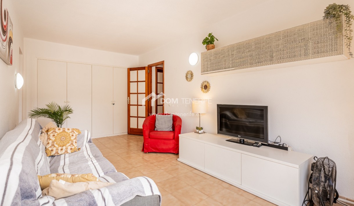 Venta - Chalet pareado -
Adeje - San Eugenio Bajo