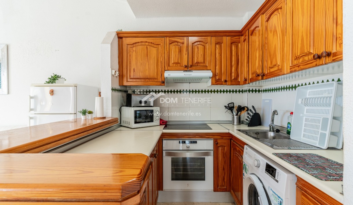 Venta - Chalet pareado -
Adeje - San Eugenio Bajo