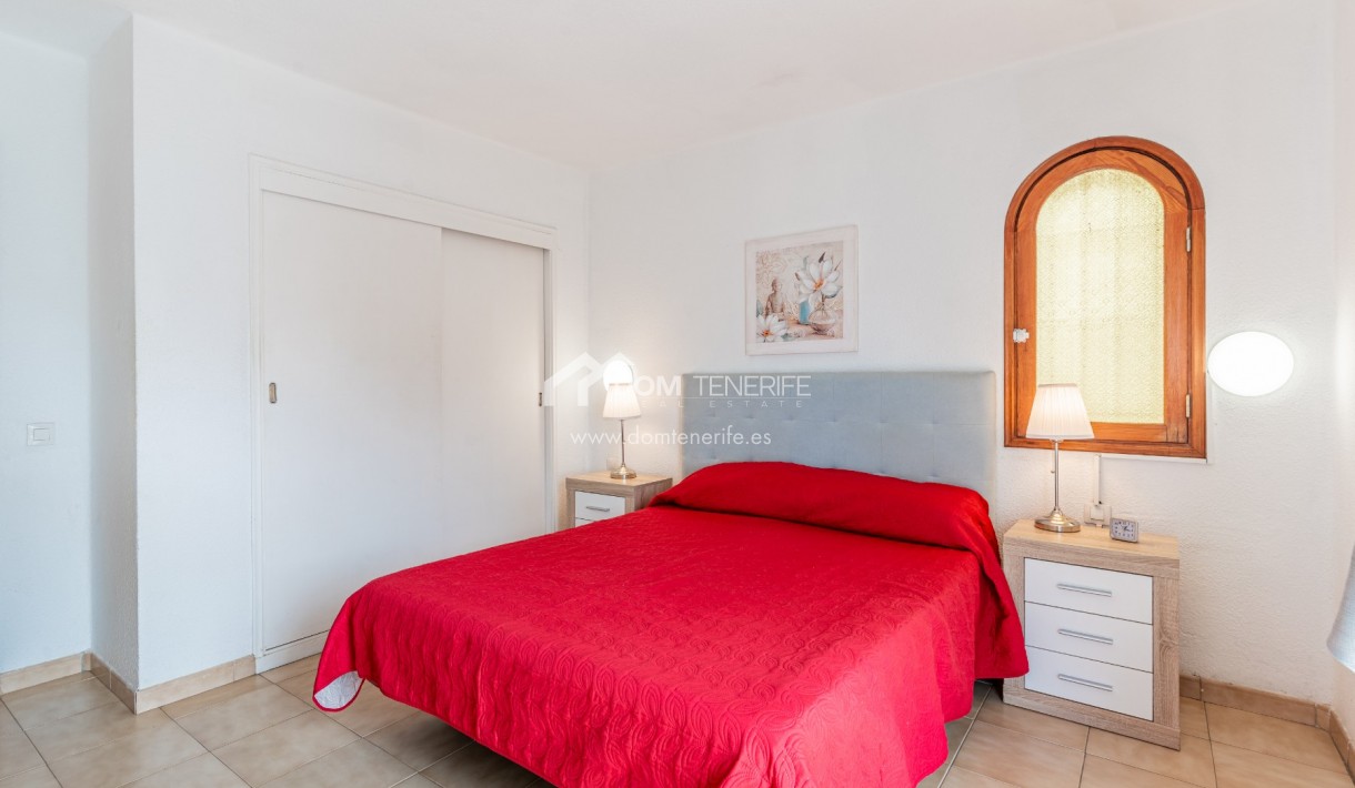 Venta - Chalet pareado -
Adeje - San Eugenio Bajo