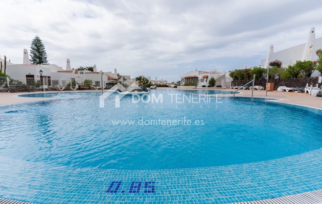 Venta - Chalet pareado -
Adeje - San Eugenio Bajo