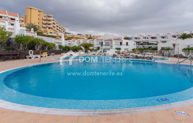 Venta - Chalet pareado -
Adeje - San Eugenio Bajo