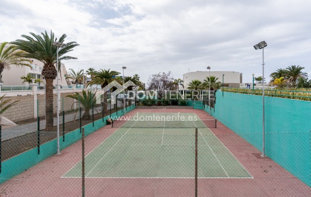 Venta - Chalet pareado -
Adeje - San Eugenio Bajo