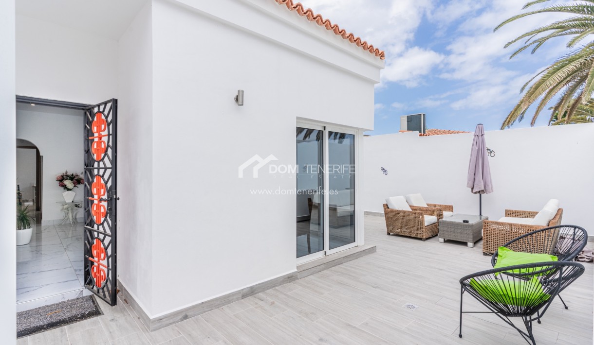 Revente - Villa -
Adeje - San Eugenio Alto