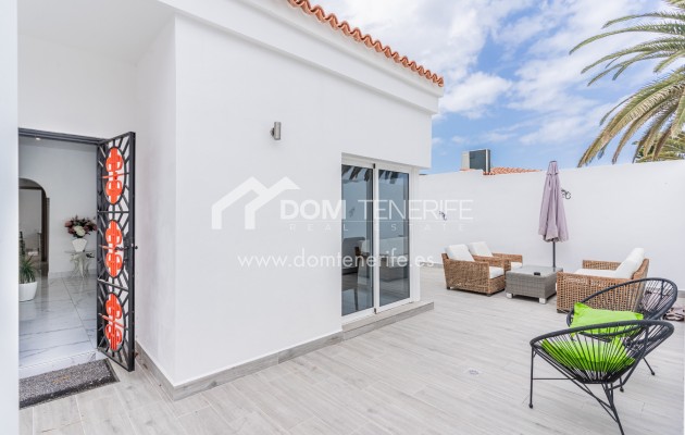 Revente - Villa -
Adeje - San Eugenio Alto