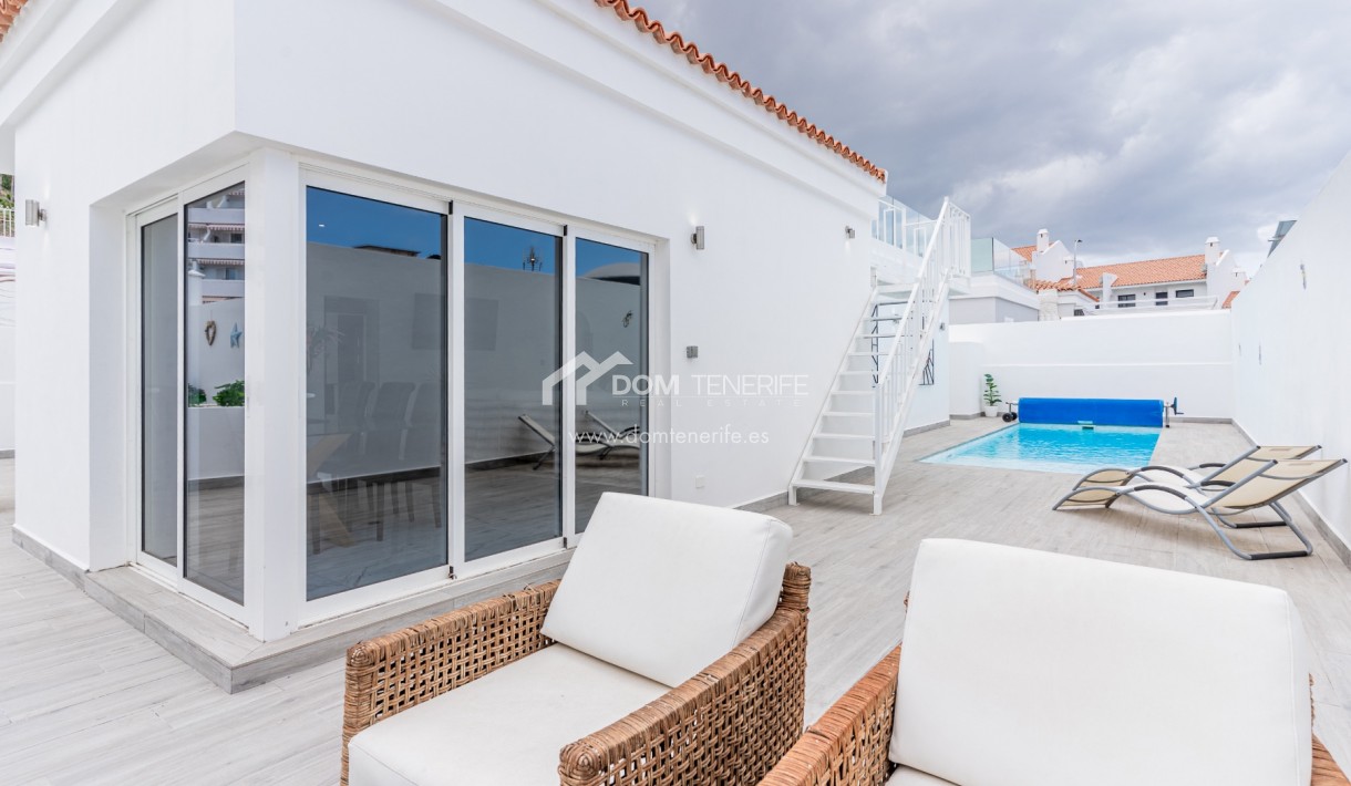 Revente - Villa -
Adeje - San Eugenio Alto