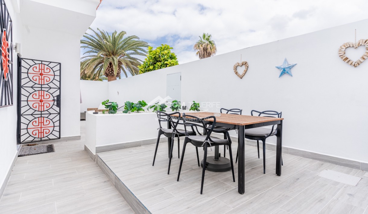 Revente - Villa -
Adeje - San Eugenio Alto