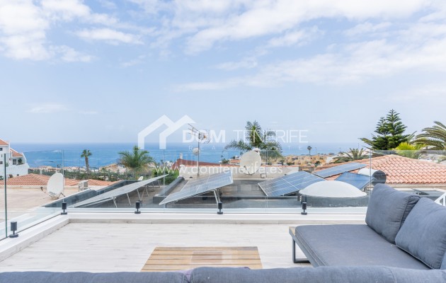 Revente - Villa -
Adeje - San Eugenio Alto