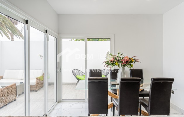 Revente - Villa -
Adeje - San Eugenio Alto