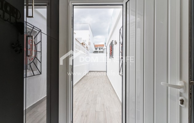 Revente - Villa -
Adeje - San Eugenio Alto