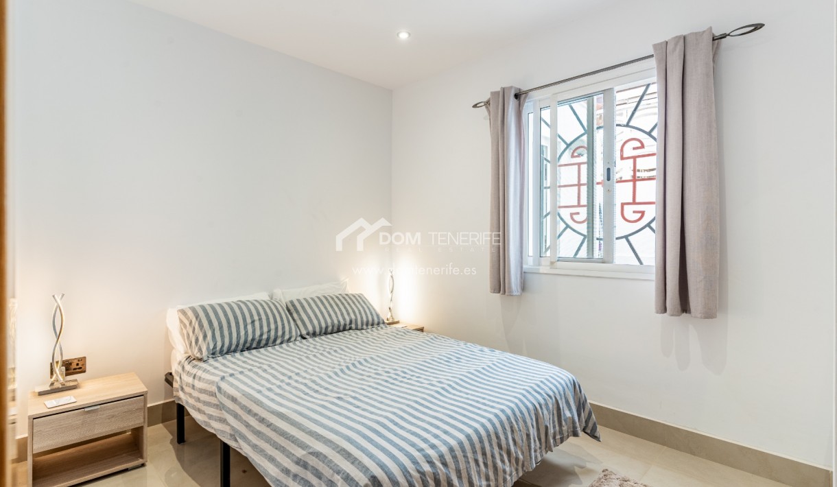 Revente - Villa -
Adeje - San Eugenio Alto