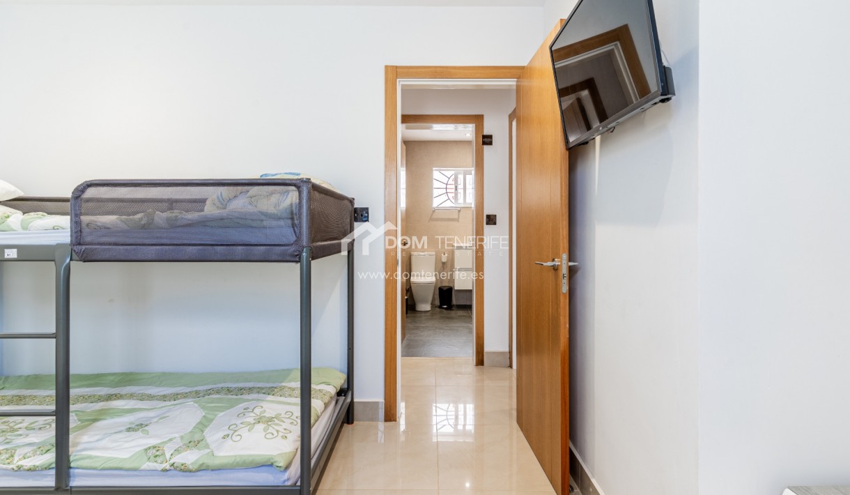 Revente - Villa -
Adeje - San Eugenio Alto