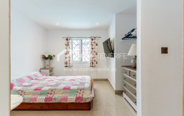 Revente - Villa -
Adeje - San Eugenio Alto