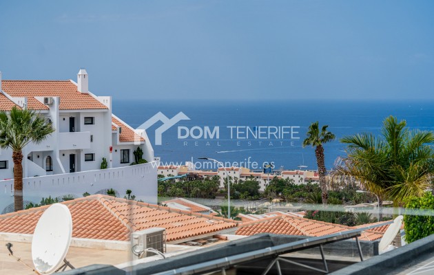 Revente - Villa -
Adeje - San Eugenio Alto