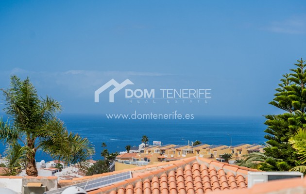 Revente - Villa -
Adeje - San Eugenio Alto