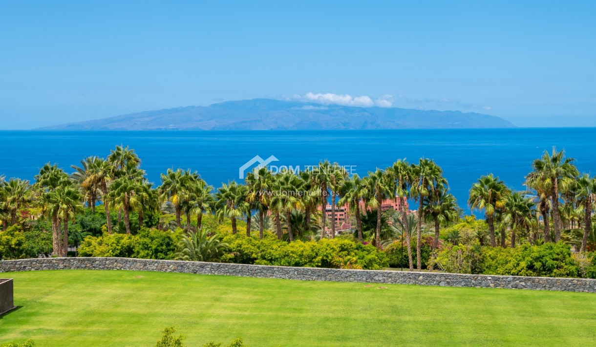 Revente - Plat -
Guía de Isora  - Abama