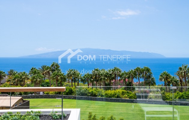 Revente - Plat -
Guía de Isora  - Abama