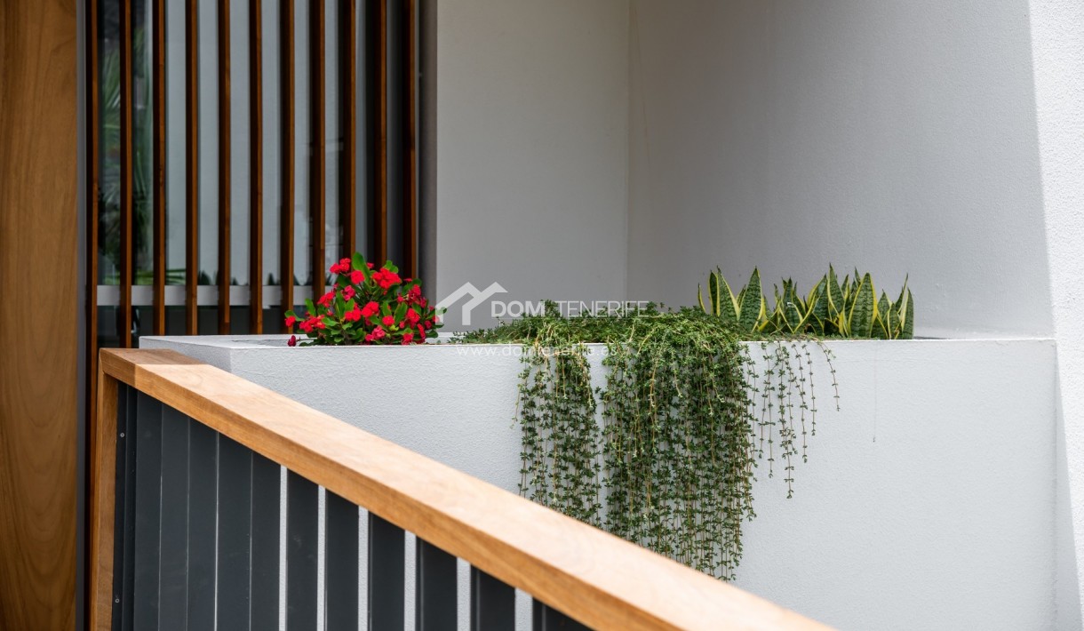 Revente - Plat -
Guía de Isora  - Abama