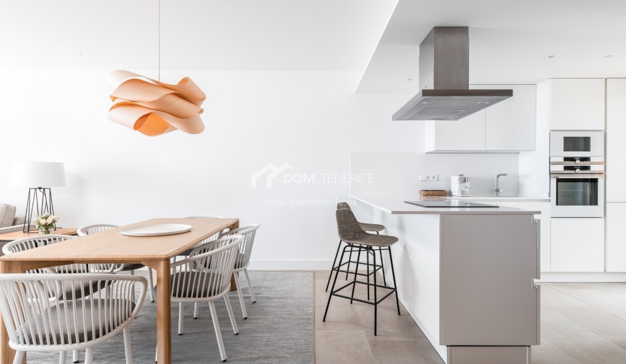 Revente - Plat -
Guía de Isora  - Abama