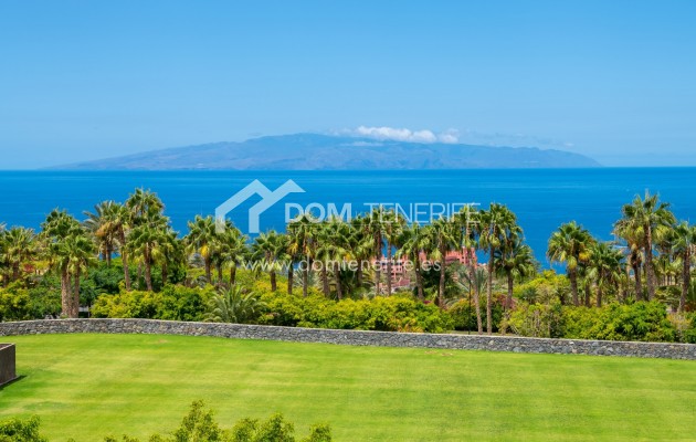 Revente - Plat -
Guía de Isora  - Abama