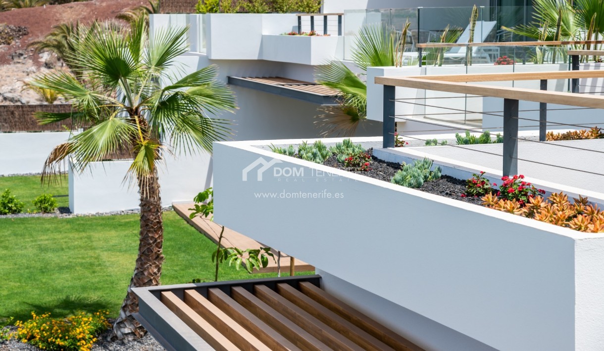 Revente - Plat -
Guía de Isora  - Abama