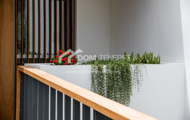 Revente - Plat -
Guía de Isora  - Abama