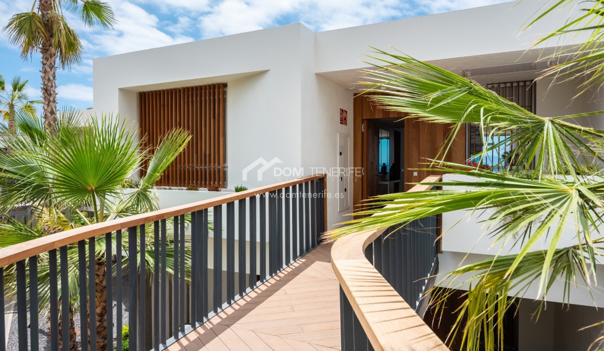 Revente - Plat -
Guía de Isora  - Abama