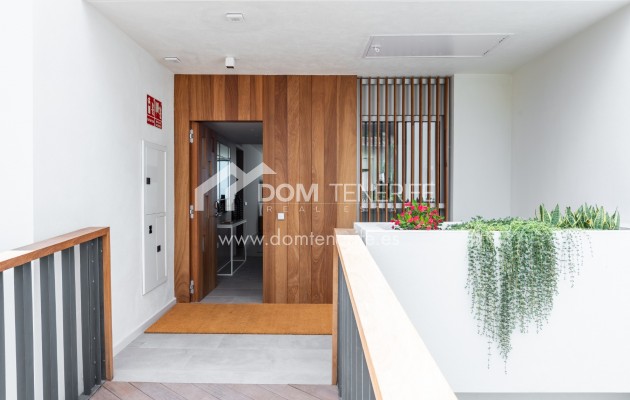 Revente - Plat -
Guía de Isora  - Abama