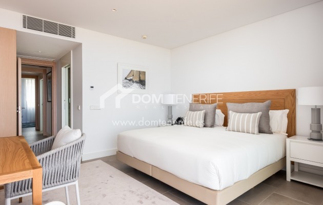 Revente - Plat -
Guía de Isora  - Abama