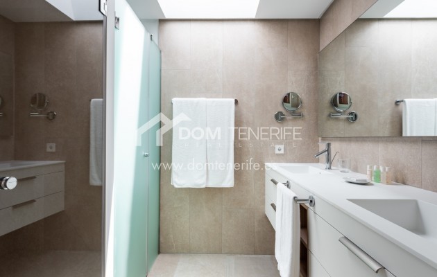 Revente - Plat -
Guía de Isora  - Abama